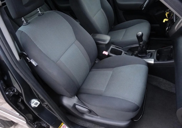 Toyota RAV4 cena 28700 przebieg: 212000, rok produkcji 2004 z Drobin małe 407